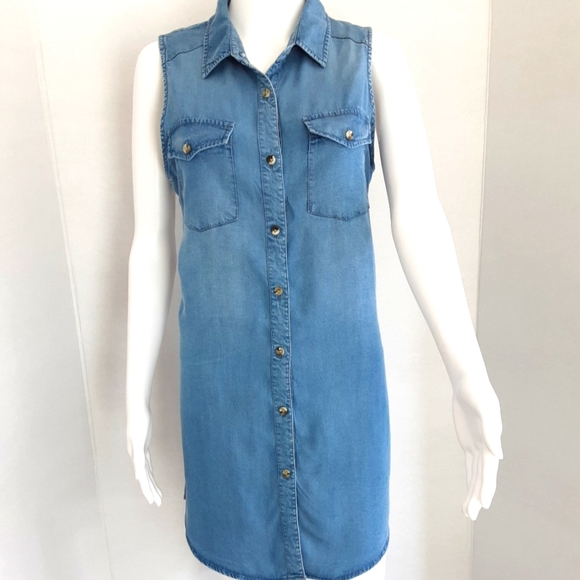 YOUNG + HEARTS SLEEVELESS CHAMBRAY SHIRT SZ L - Picture 2 of 9